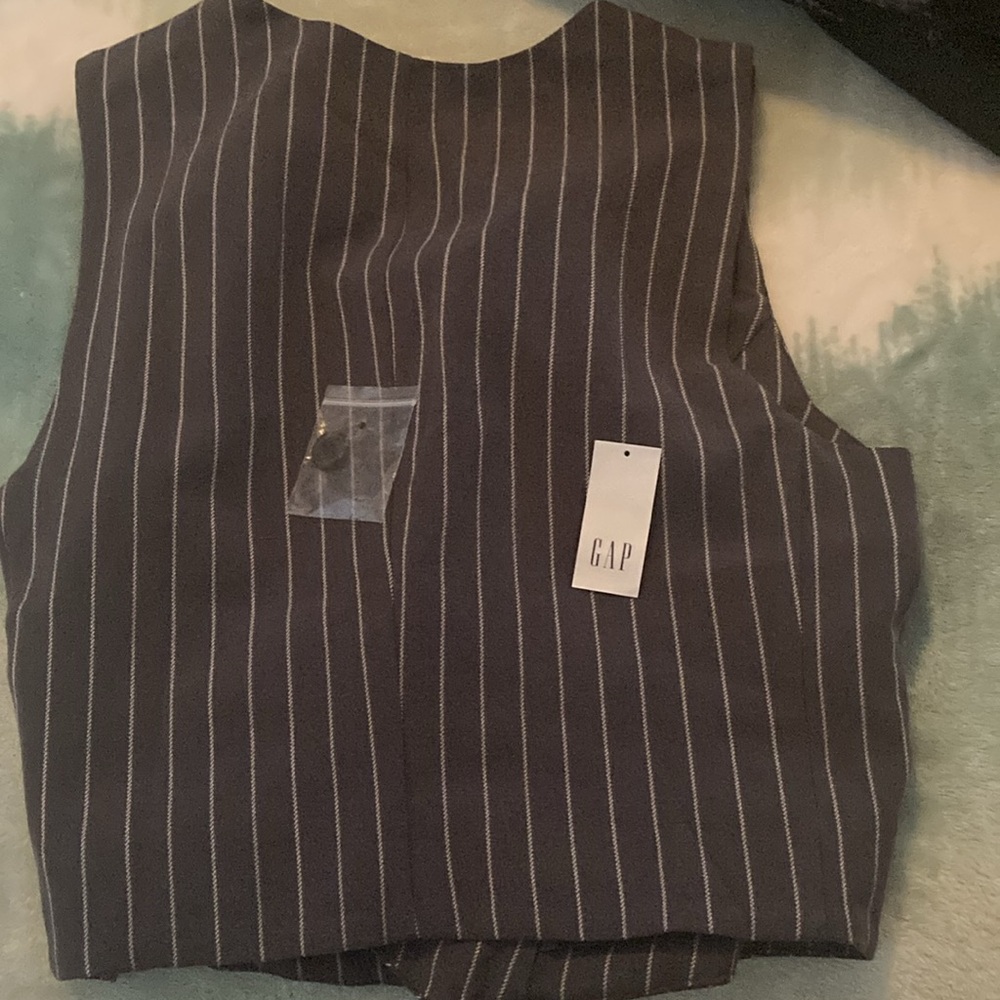 Vest - Picture 5 of 5